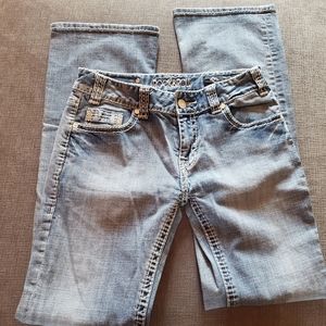 Womens mid rise Rock & Roll jeans size 28x34